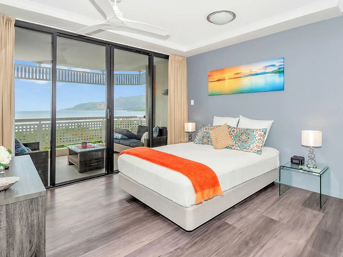 Luxury Waterfront Sea View Apartment - Do Not Book Cairns Australia