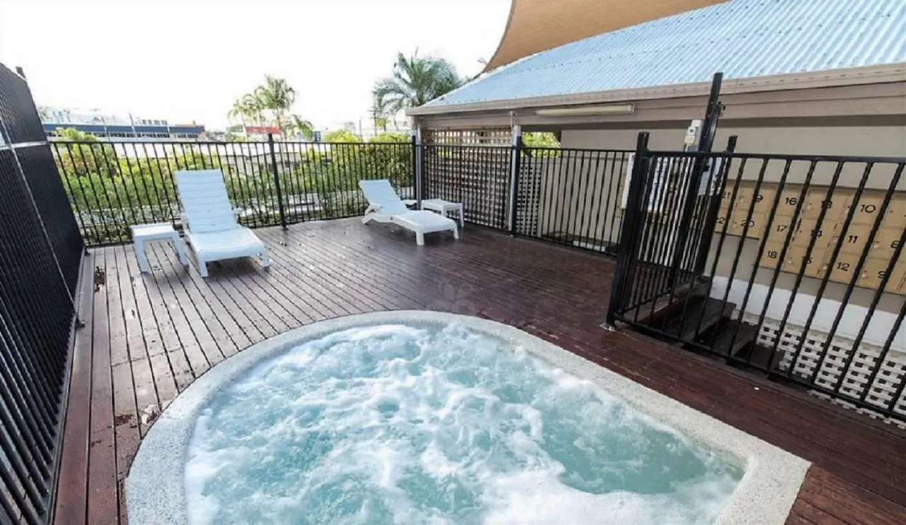 Luxury Waterfront Sea View Apartment - Do Not Book Cairns 0*,  Australia