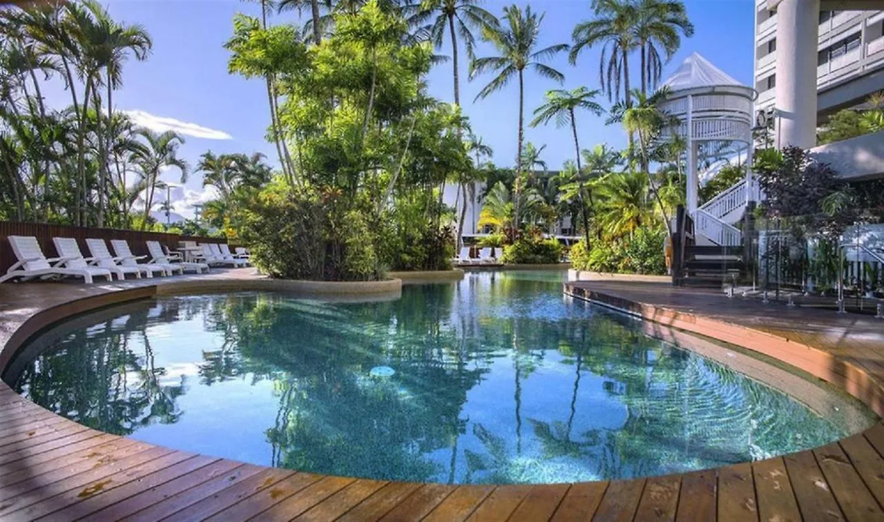 Luxury Waterfront Sea View Apartment - Do Not Book Cairns